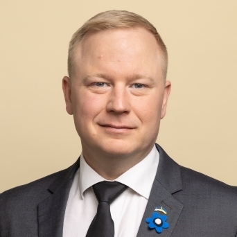 Mart Võrklaev: teise pensionisamba lõhkumine on teinud 250 000 Eesti inimest vaesemaks Mart Võrklaev: teise pensionisamba lõhkumine on teinud 250 000 Eesti inimest vaesemaks
