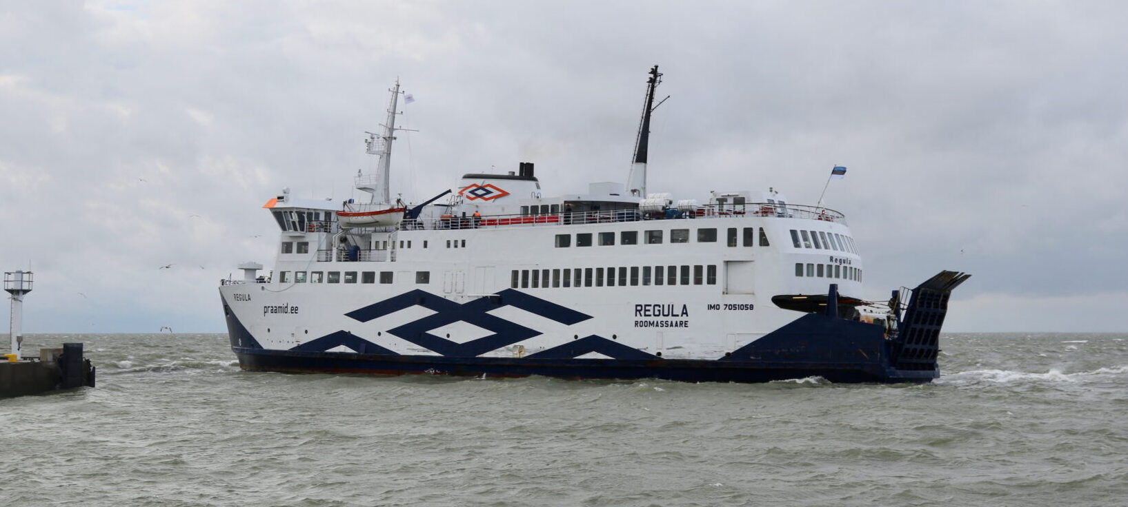 Vööripõtkurisse sattunud autorehv jättis ära osa Hiiumaa reise (täiendatud 14.41)