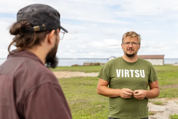 Henrik Raave: kui kindel käsi muutub rusikaks Henrik Raave: kui kindel käsi muutub rusikaks