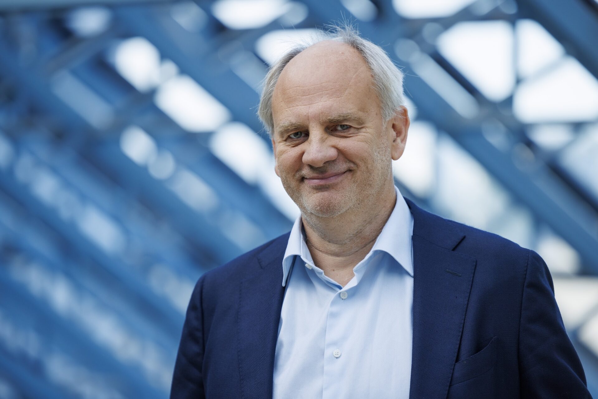 Martti Kuldma: postiteenuse kättesaadavusest linnas ja maal Martti Kuldma: postiteenuse kättesaadavusest linnas ja maal